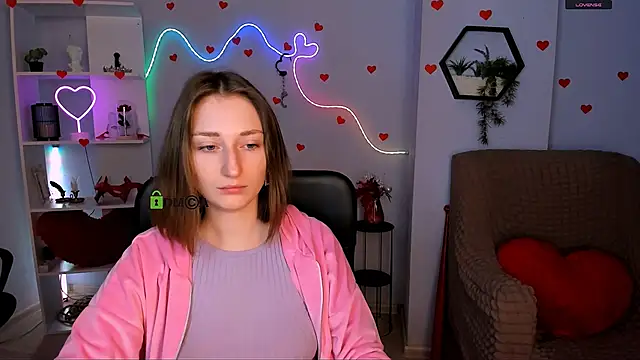 eva smiith  online show from April 9, 5:42 am