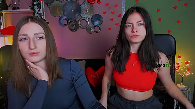 eva smiith  online show from February 17, 7:05 am