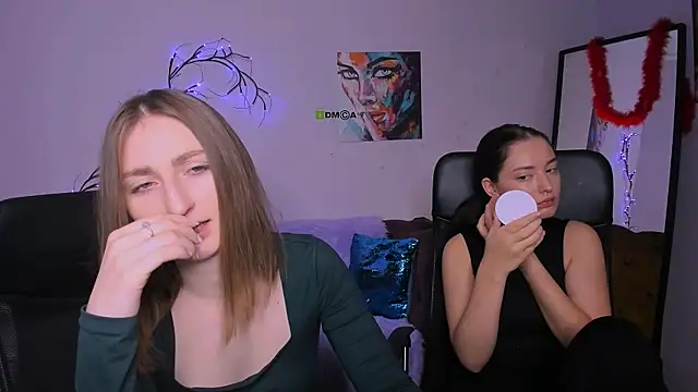 Snapshot of eva_smiith_ chatting on November 18, 7:33 am eva smiith online show from November 18, 7:33 am