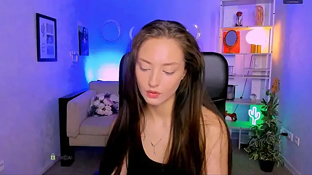 Snapshot of eva_smiith_ chatting on June 22, 5:37 am eva smiith online show from June 22, 5:37 am
