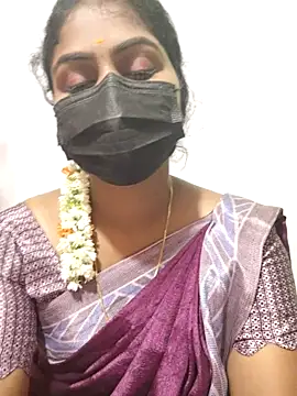 Snapshot of Tamil_Princess12 chatting on July 18, 11:30 am Tamil Princess12 online show from July 18, 11:30 am