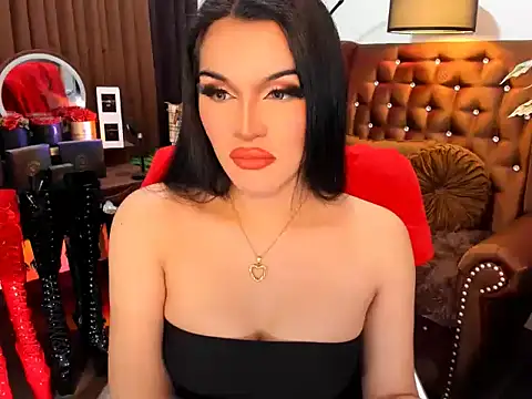 Snapshot of devongarcia chatting on June 26, 1:33 am devongarcia online show from June 26, 1:33 am