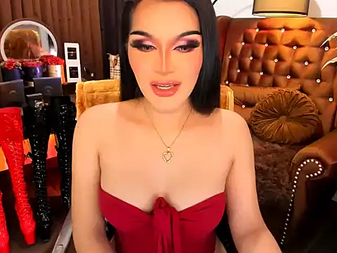 Snapshot of devongarcia chatting on June 20, 10:26 pm devongarcia online show from June 20, 10:26 pm