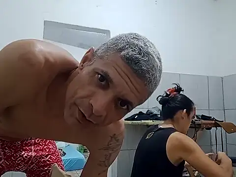 BrenoAvelar online show from May 1, 6:46 pm