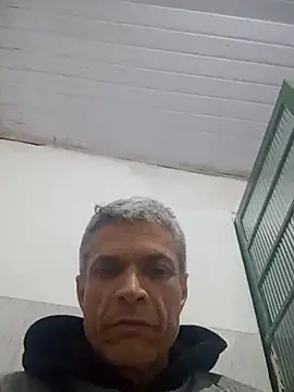 Snapshot of BrenoAvelar chatting on July 5, 2:16 am BrenoAvelar online show from July 5, 2:16 am