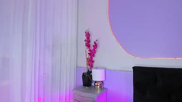 Snapshot of _HAANNAH_ chatting on November 20, 7:58 pm HAANNAH online show from November 20, 7:58 pm