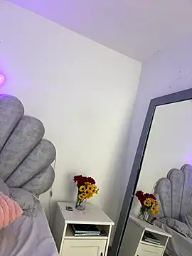 emma-conti2 online show from November 24, 1:11 pm