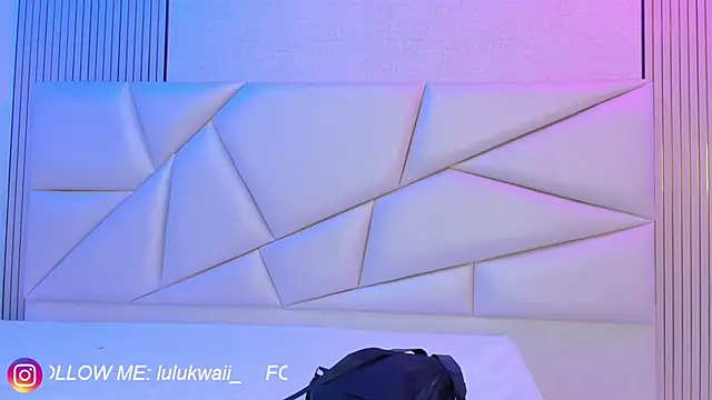 lulukawai16 online show from April 13, 7:07 pm