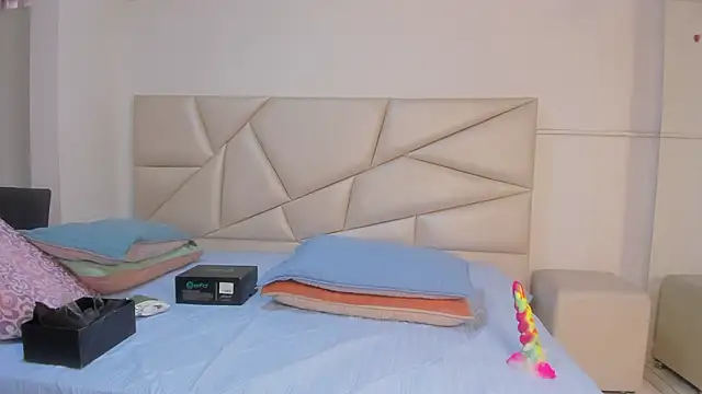 lulukawai16 online show from March 16, 10:34 pm