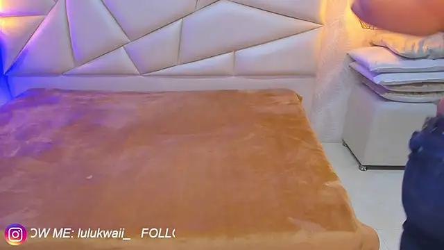 lulukawai16 online show from November 21, 7:46 pm