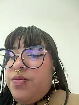 lulukawai16 online show from March 14, 7:20 pm