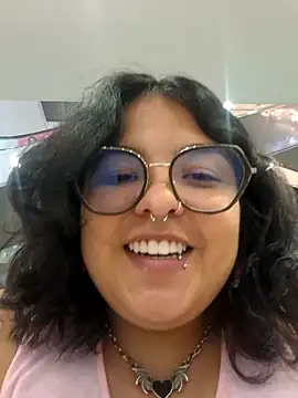 lulukawai16 online show from December 18, 10:24 pm