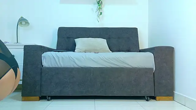 RiriiBrunette   online show from May 21, 7:44 pm