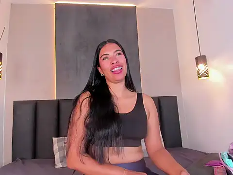 RiriiBrunette   online show from November 7, 8:57 pm