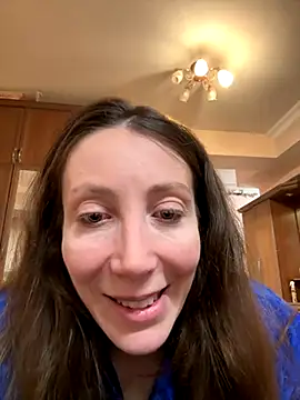 HellaryTourent online show from November 25, 3:01 pm