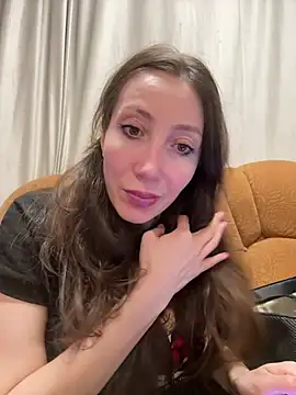 HellaryTourent online show from February 14, 6:19 pm