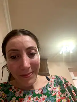 HellaryTourent online show from September 17, 8:55 pm