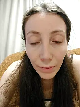 HellaryTourent online show from February 18, 4:47 pm