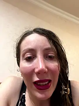 HellaryTourent online show from January 15, 4:10 pm