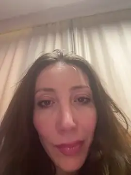 HellaryTourent online show from February 22, 2:19 pm