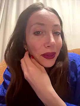 HellaryTourent online show from January 13, 4:00 pm