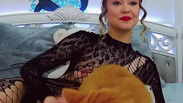 EvaMenders online show from November 29, 5:35 pm