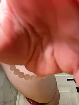 Bambi-Live online show from March 7, 6:35 pm