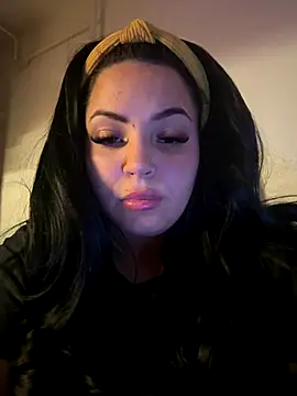 Snapshot of sexybunny18255 chatting on October 6, 7:03 pm sexybunny18255 online show from October 6, 7:03 pm