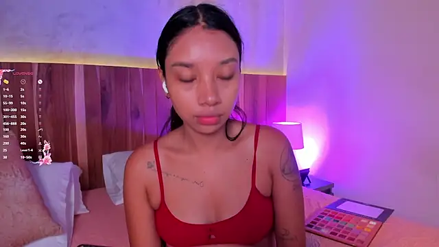 Snapshot of MissPocahontass chatting on November 25, 11:54 am MissPocahontass online show from November 25, 11:54 am