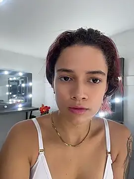 Snapshot of amber_sparkle chatting on July 11, 12:49 pm amber sparkle online show from July 11, 12:49 pm
