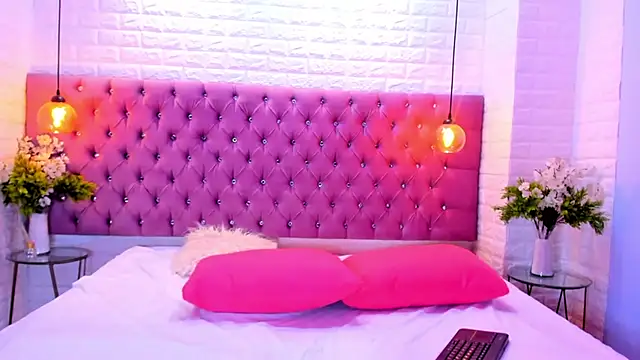 amber sparkle online show from September 23, 12:34 pm