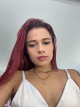 Snapshot of amber_sparkle chatting on June 21, 2:56 pm amber sparkle online show from June 21, 2:56 pm