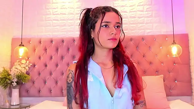 amber sparkle online show from October 14, 12:39 pm