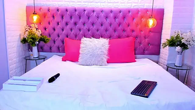 amber sparkle online show from September 16, 12:39 pm