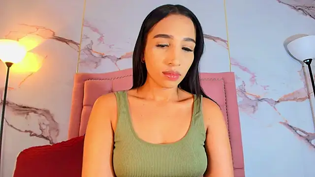 AlyaThompson online show from June 19, 4:18 am