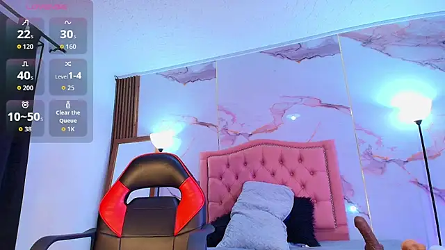 Snapshot of AlyaThompson chatting on February 1, 4:22 am AlyaThompson online show from February 1, 4:22 am