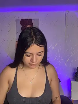 Snapshot of chloekitty69 chatting on October 27, 11:22 am chloekitty69 online show from October 27, 11:22 am