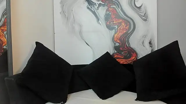 Snapshot of Charlottegray_1 chatting on September 12, 4:01 am Charlottegray 1 online show from September 12, 4:01 am