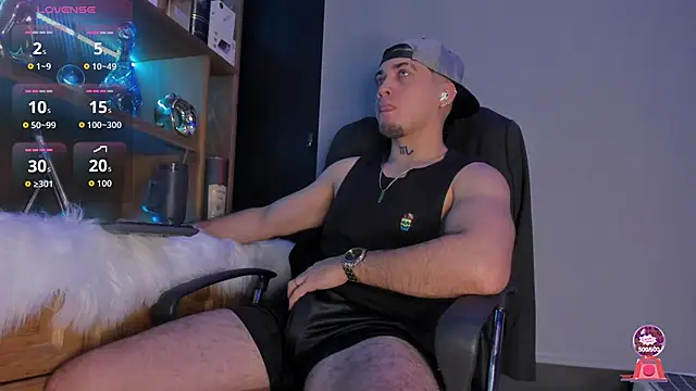 Snapshot of Gael_williams1 chatting on November 4, 6:55 pm Gael williams1 online show from November 4, 6:55 pm