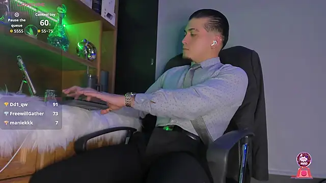 Snapshot of Gael_williams1 chatting on October 24, 5:50 am Gael williams1 online show from October 24, 5:50 am