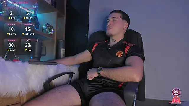 Gael williams1 online show from December 18, 6:34 pm