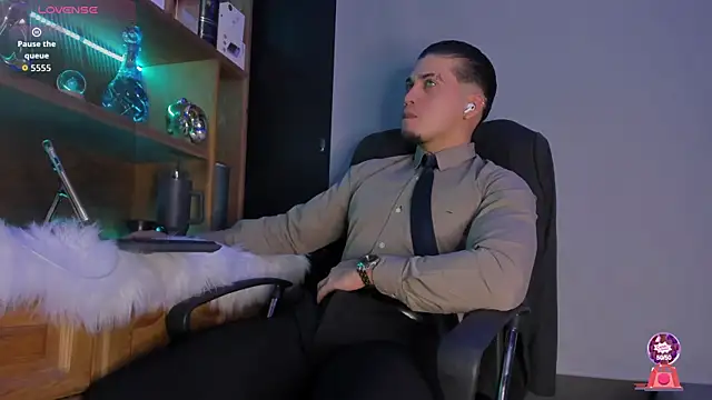 Snapshot of Gael_williams1 chatting on October 30, 10:39 pm Gael williams1 online show from October 30, 10:39 pm