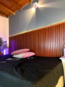 MarilynSmith01 online show from November 17, 8:13 pm