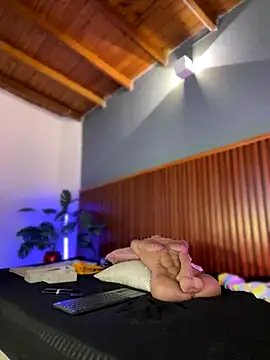 MarilynSmith01 online show from December 2, 8:43 pm