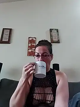 candygurl666 online show from September 10, 3:22 pm