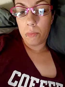 candygurl666 online show from September 26, 4:58 pm