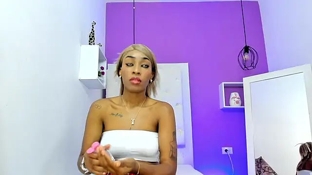 Horny ebonys online show from September 10, 7:57 pm