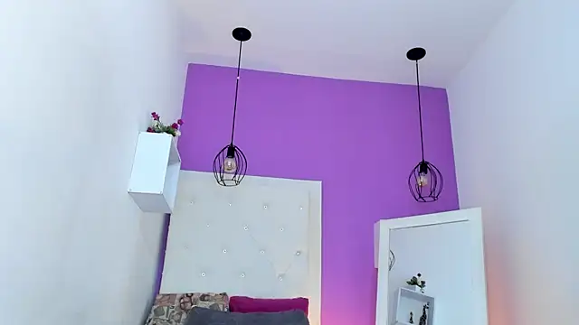 Horny ebonys online show from December 2, 7:48 pm