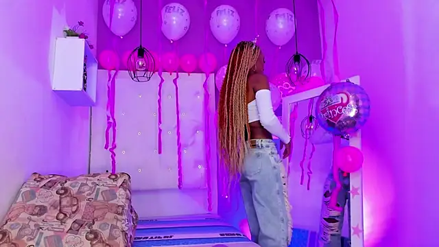 Horny ebonys online show from February 21, 8:44 pm