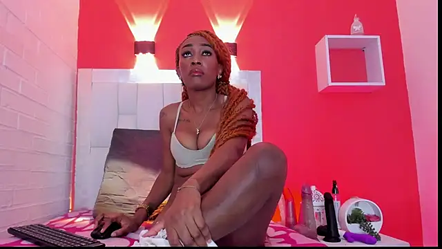 Horny ebonys online show from November 7, 7:40 pm